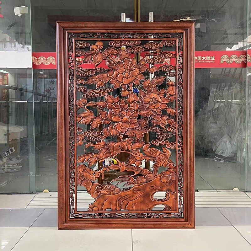 东阳木雕挂件中式玄关壁挂麒麟花窗竖屏实木香樟雕刻工艺品装饰画