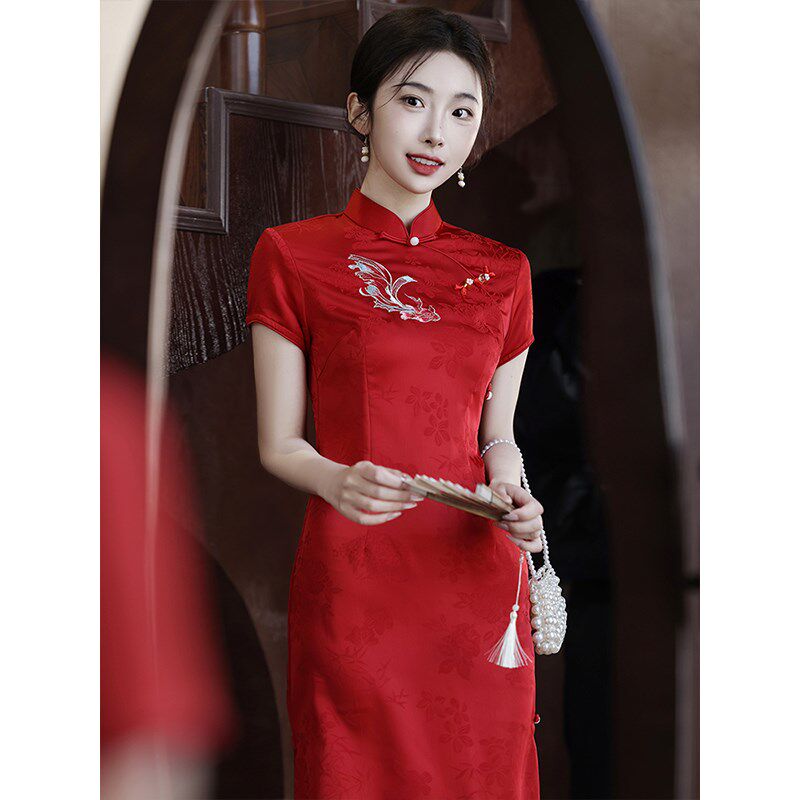 红色锦鲤旗袍2025新款敬酒服新娘结婚新中式回门服订婚礼服连衣裙