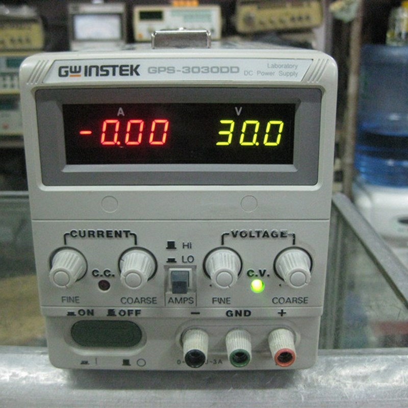 固纬GPS-3030DD双显直数字流稳压电源 二手30V3A直流稳压电源
