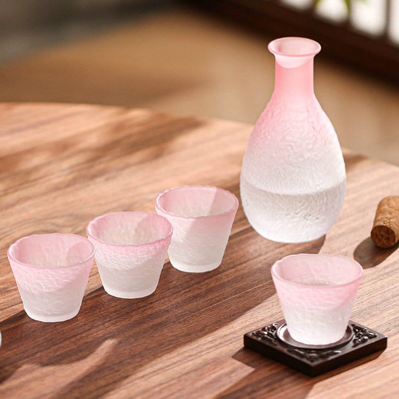 日式清酒杯子酒具套装高端妃粉玻璃酒壶白酒果酒米酒杯少女小酒杯
