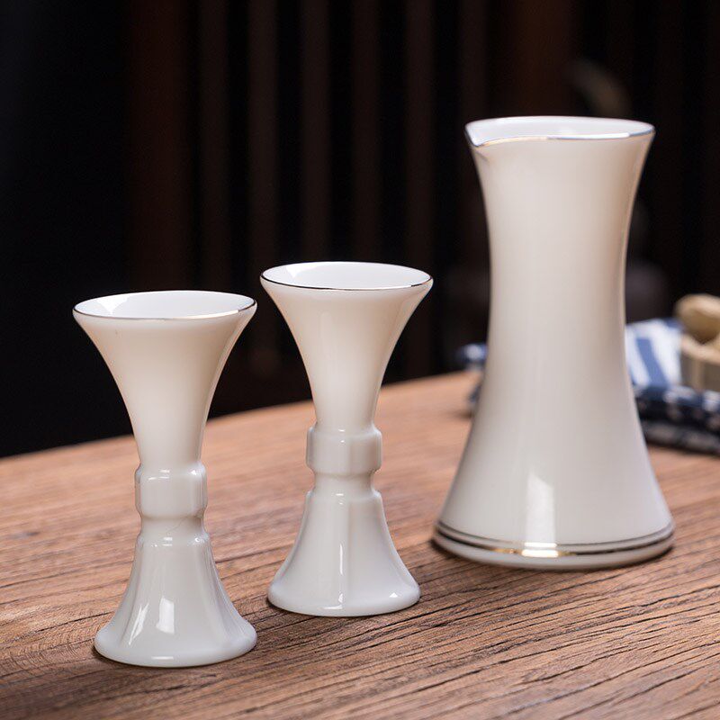 白瓷小酒壶陶瓷个性创意醒酒器中式家用仿古白酒分酒器双头小酒盅