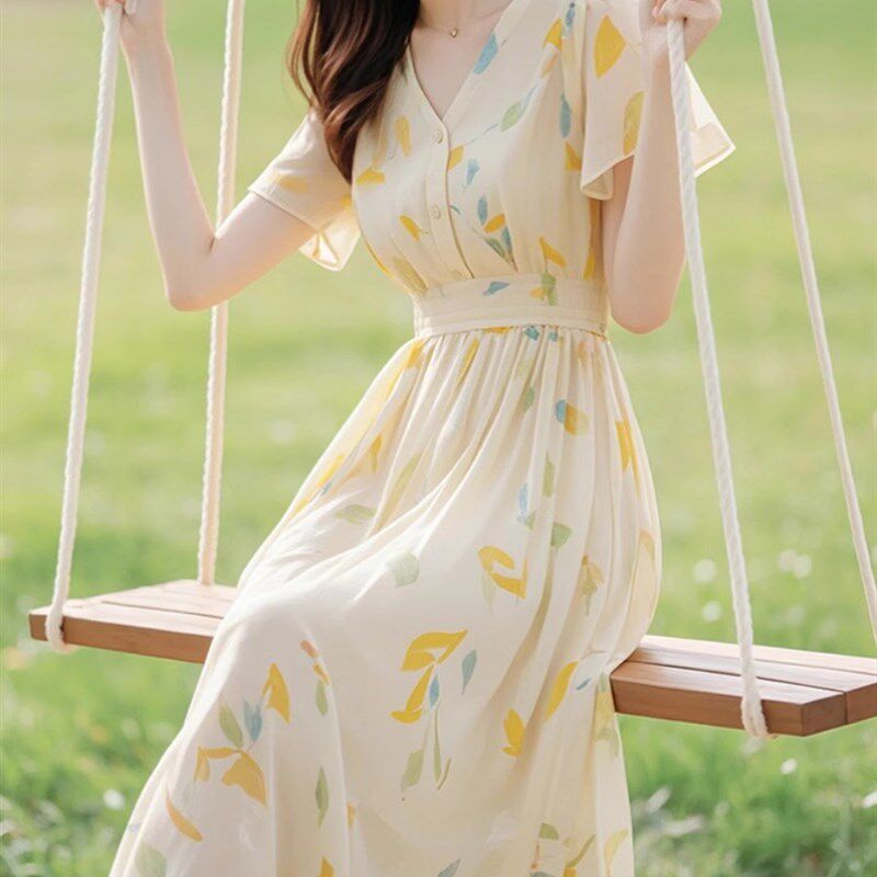 法式超好看收腰海边度假碎花雪纺连衣裙女夏季2024新款设计感长裙