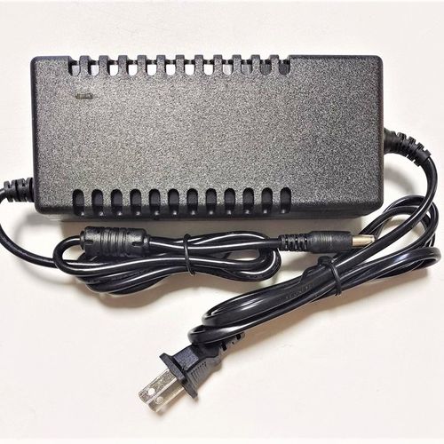 卓 瀚光B300 B立00 B180 B150290钓鱼夜钓灯红衣大炮激光炮充电器