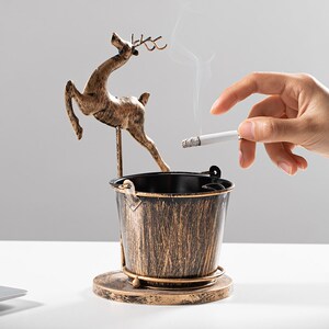 鹿烟灰缸办意个性潮流防飞家灰用客厅创公室烟灰缸摔不破铁艺摆件