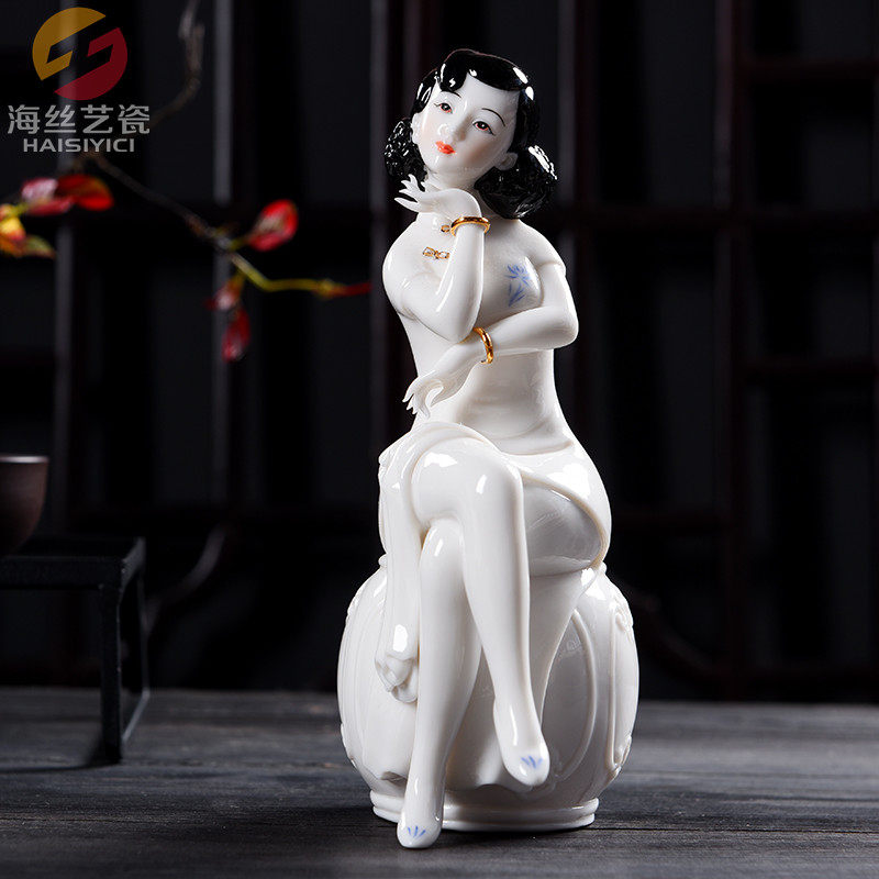 德美白瓷现代物人仕女家居摆件陶瓷工艺品古典化女客厅装饰品