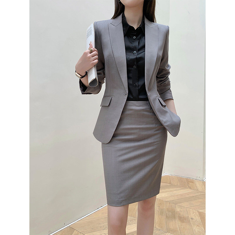 灰色西装套装女神范春季气质套裙设计感西服高端职场商务职业女装