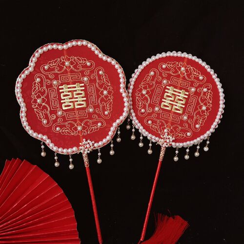新娘团扇中式婚礼秀d结婚手捧古风红色婚扇出嫁喜扇成品禾iy材料