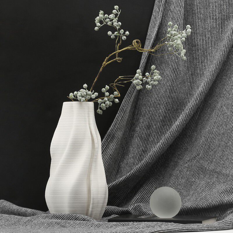意式极简白色条纹3D打印陶瓷花瓶软件客摆桌面插花样板间厅装饰品