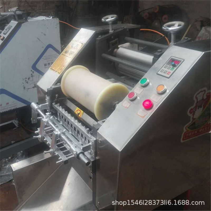 卡通形状面制品设备卡通面机器蝴蝶形状面片机养生面条机器