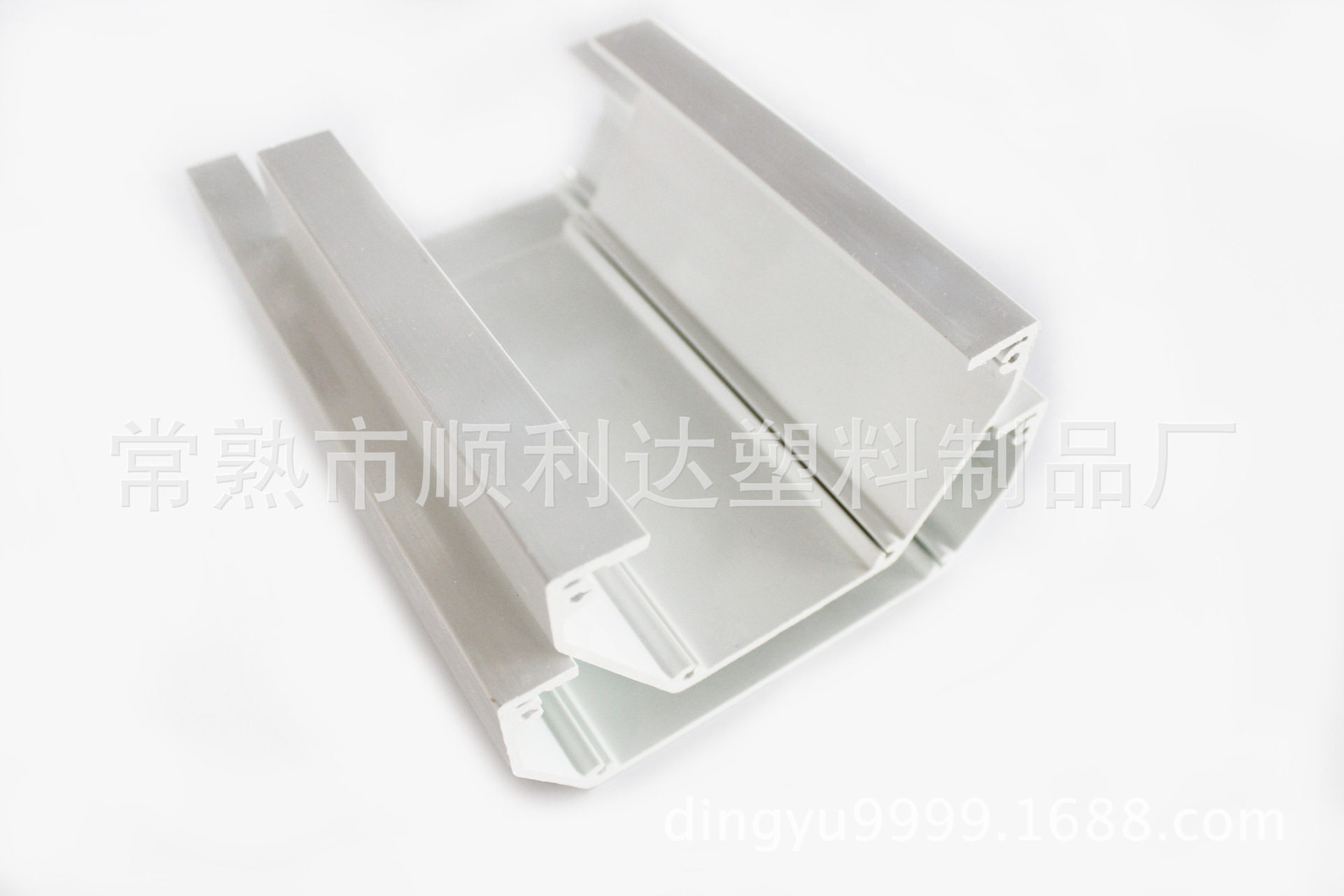 PVC装饰条U型包边条塑料型材表面木纹美观欢迎来电咨询