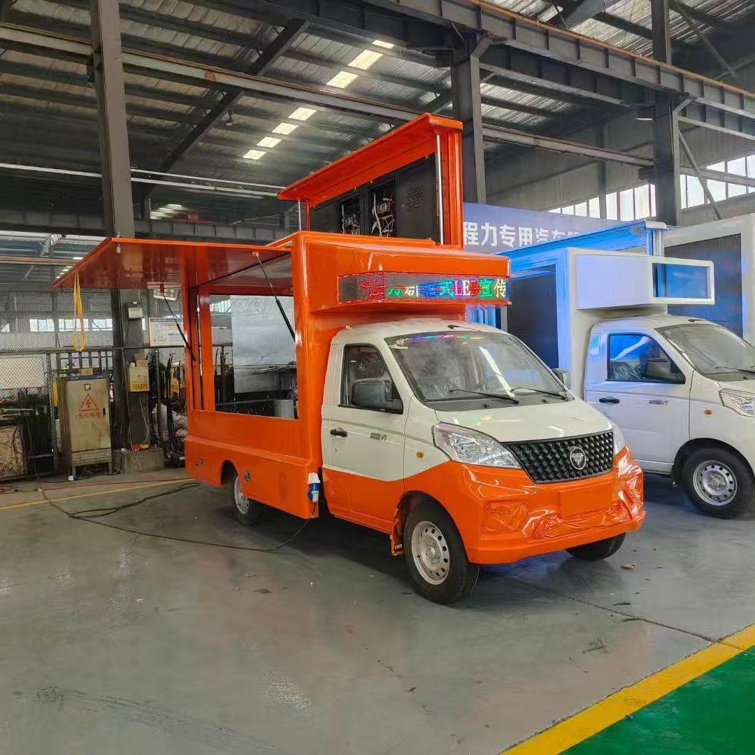 可移动传LED传媒车出口贸易车载屏幕广告车大屏广告舞台车