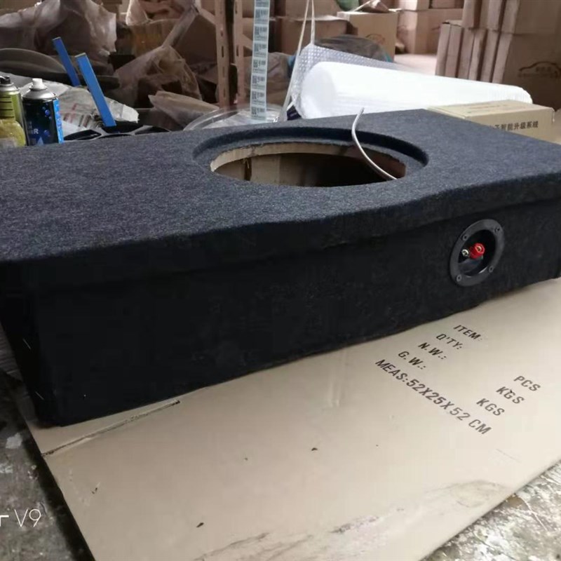 适用于宝马X1 X2汽车专用低音炮空箱10 12寸喇叭U隐藏式木质补型