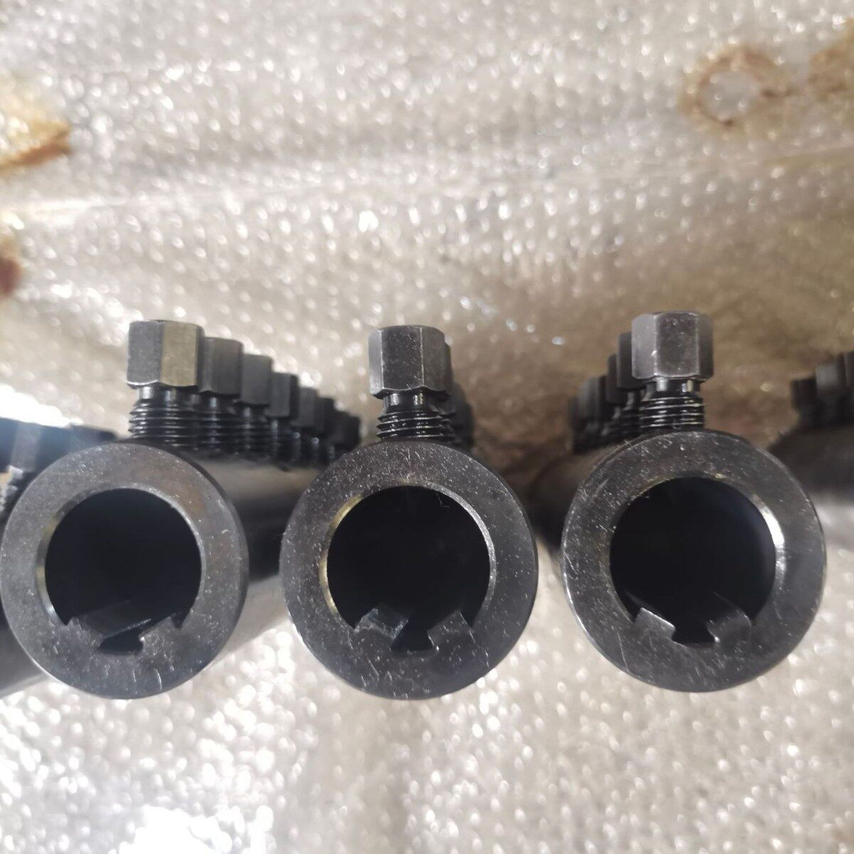 厂家供应MBT钢筋连接器接驳器变径直螺纹钢筋套筒现货