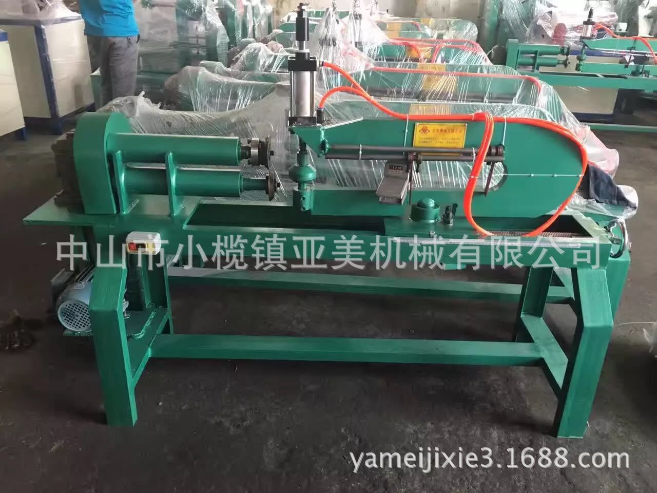 亚美专厂家生产铁板方板剪圆机