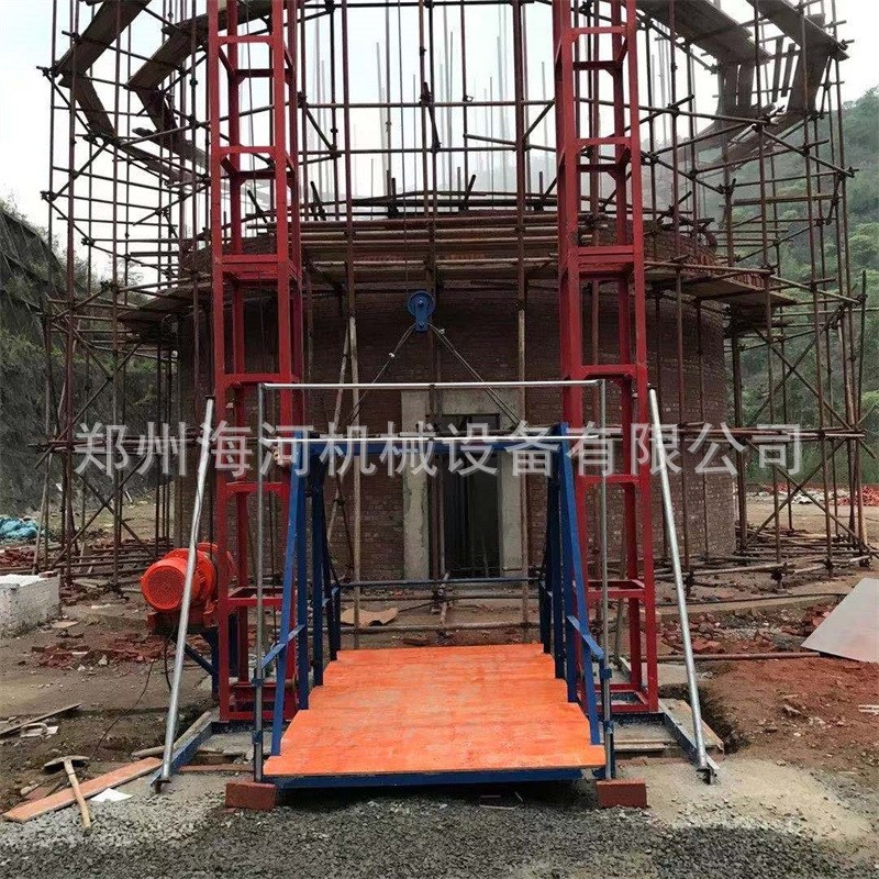 2022建e筑工地用龙门吊物料提升机 龙门架升降机 双柱吊篮升降机