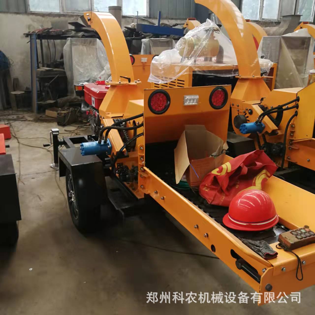小型柴油动力移动式果园树叶粉碎机干湿树枝树木削片粉碎 粉碎机K