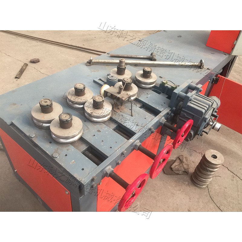小型金属钢管九轮弯管机 数控圆D管方管弯弧机 液压方管弯管机