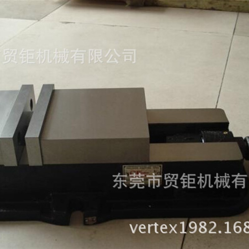万向平口钳 三向虎钳QW100 可倾斜角度虎钳Q 三向角度平口钳4寸