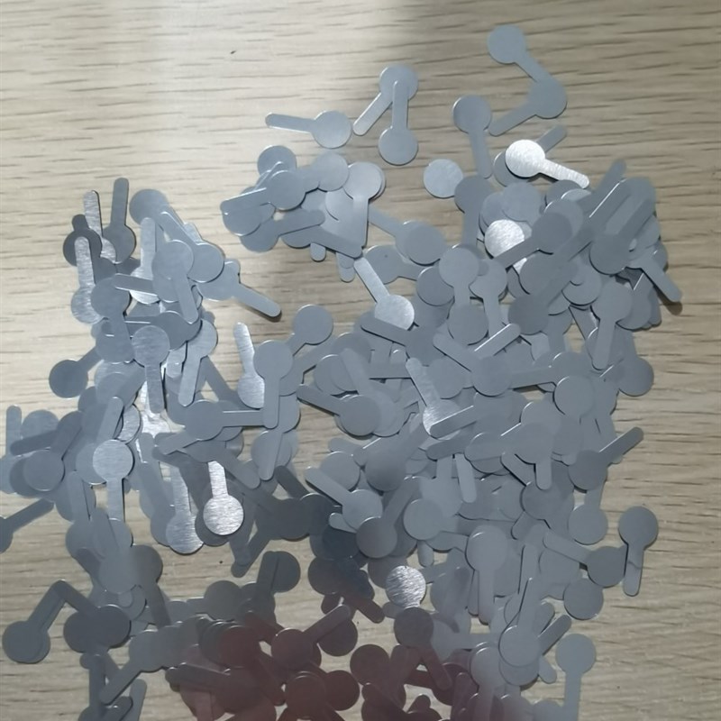 电池焊片五金金属片 铁片 镀镍钢片 L点焊片 成型镍片直销