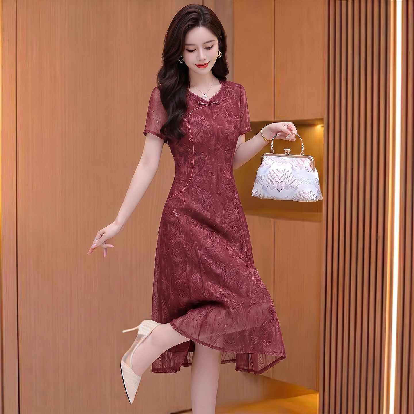 雪纺冰丝低领改良旗袍连衣裙女2026新款夏喜婆婆婚宴妈妈高端礼服