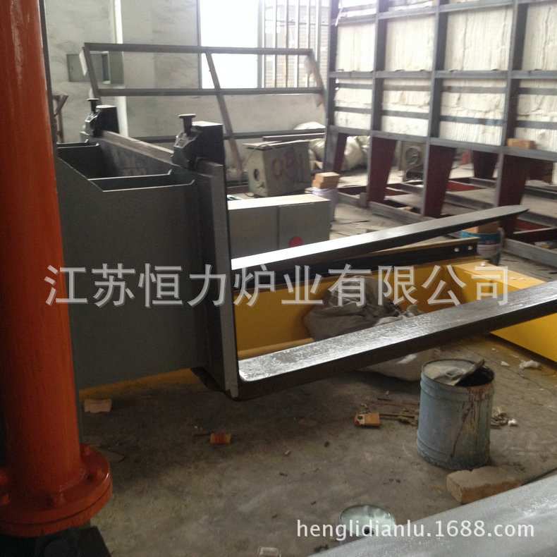 网带式淬火炉 铝合金立式淬火炉 盐浴淬火炉