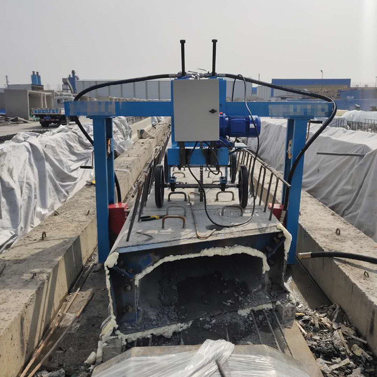 路邦机械供应龙门式空心板凿毛机凿毛高度深浅可调视频