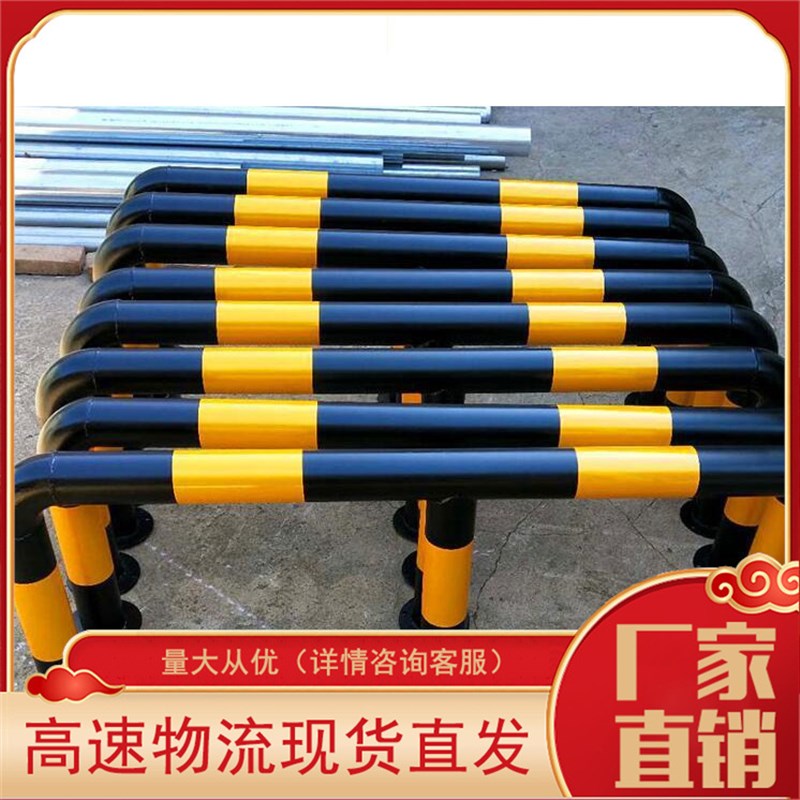 加油站岛M型防撞护栏防撞杆U型护栏M型弧R形护栏防撞柱仓库