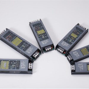 黑金刚系列110-220V转12v24V60-400WLED线性照明变压器电源