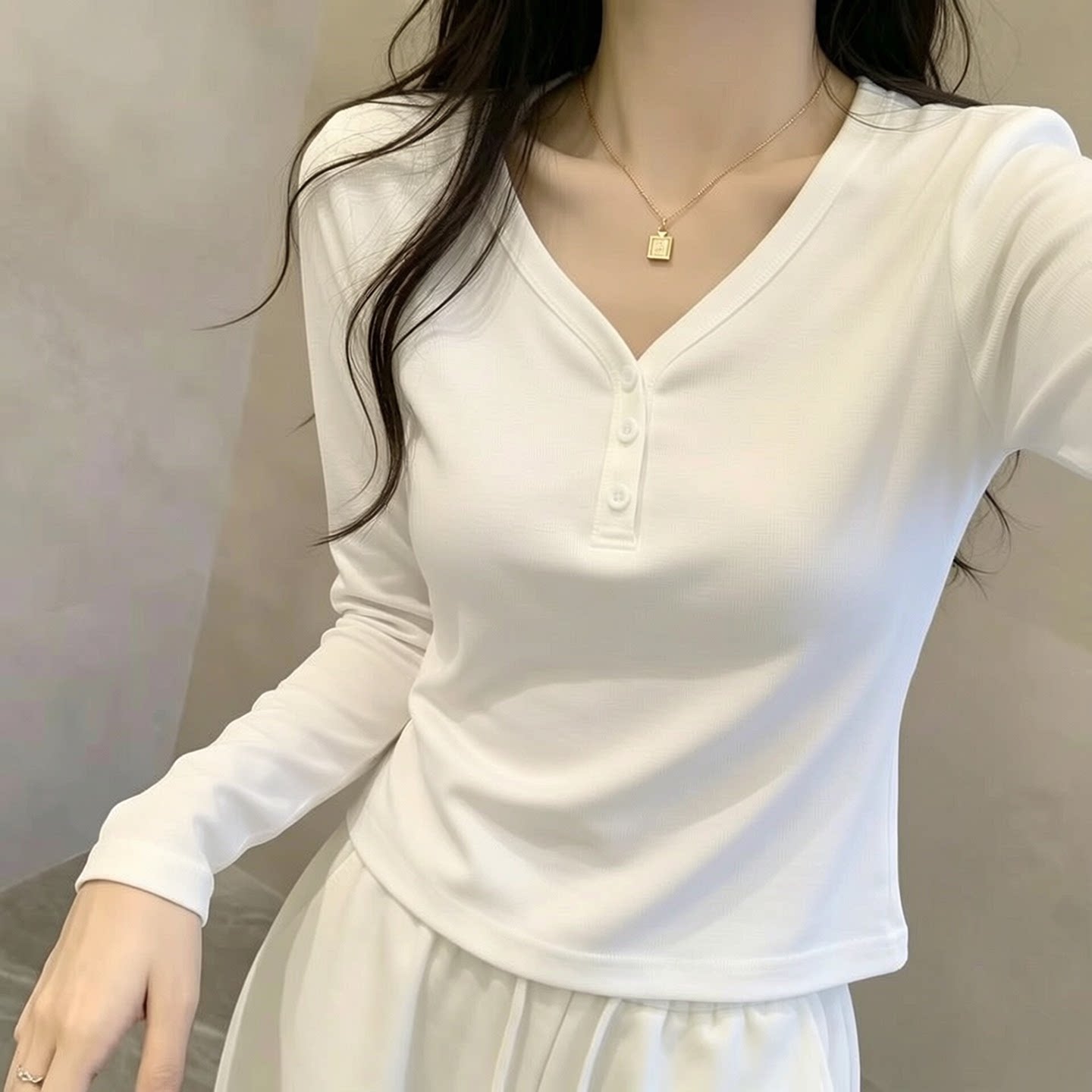 纯棉弧形正肩白色长袖t恤女2026新款春秋装打底衫小个子显瘦上衣