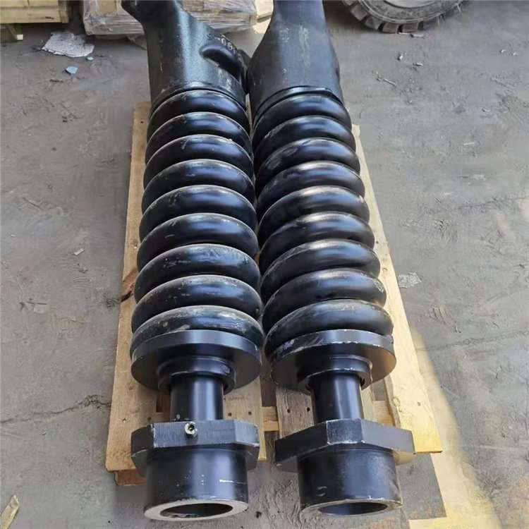 挖掘机PC450-7涨紧弹簧钩机PC410履带板总成驾驶室电脑版座椅