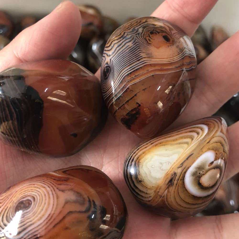 天然缠丝玛瑙把玩件 打磨缠丝玛瑙原石 花纹漂亮手把件天然石水晶
