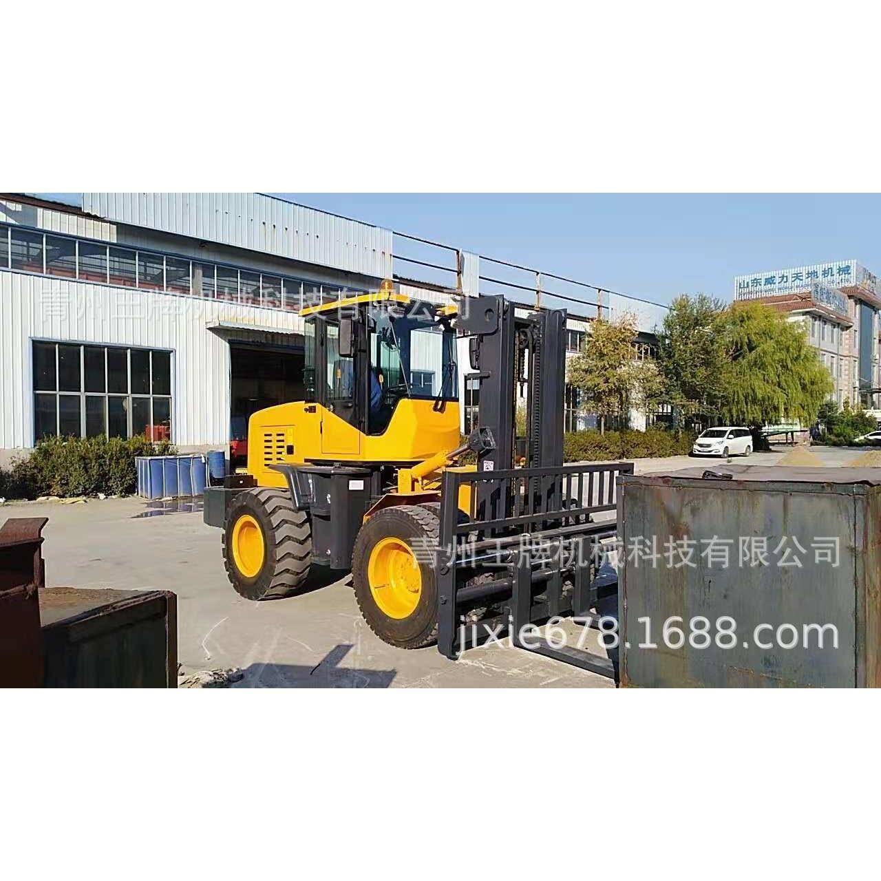 越野叉车 山区泥泞路石料叉装机装载机矿用轮式装载机现货