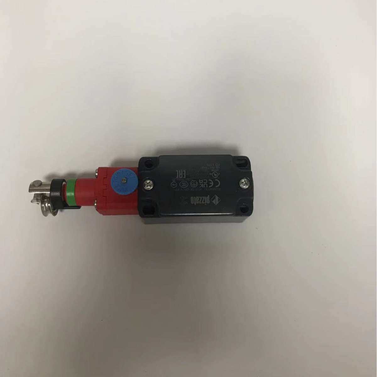 供应Pizzato 原装进口安全拉绳开关系列型号FD 1878现货