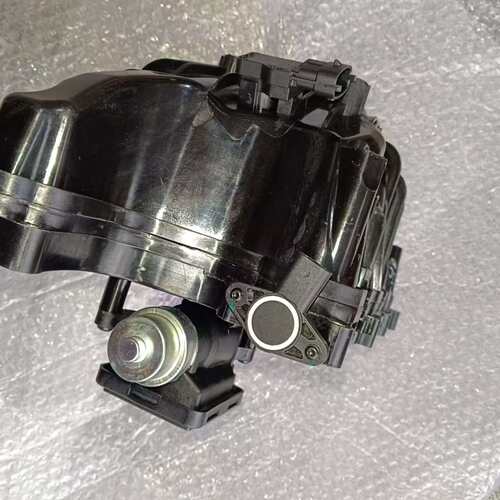 68535767AA进气歧管Intake Manifold 适用柴油大切诺基68492577AA