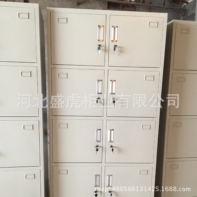工厂员工更衣柜带锁铁皮储物柜现货车间浴室换衣柜超市存包柜直供