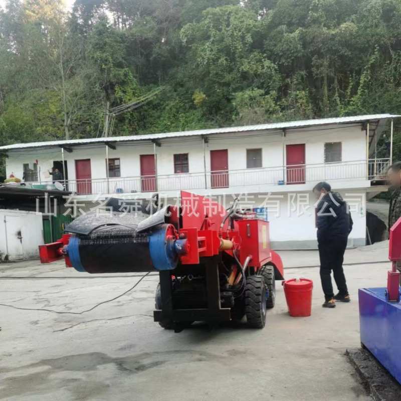 山东名舜ZWY-80扒渣机 矿山实芯胶轮耙装机 隐水洞出渣设备