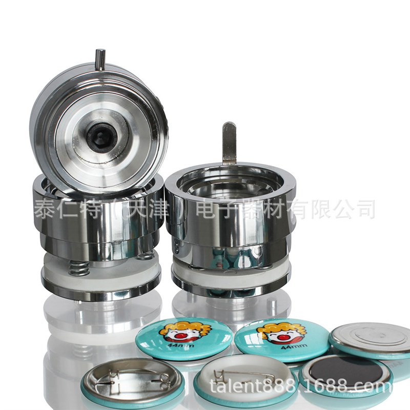 32mm胸章机专用模具压卡机手动胸牌机供应质量W保证出口品质