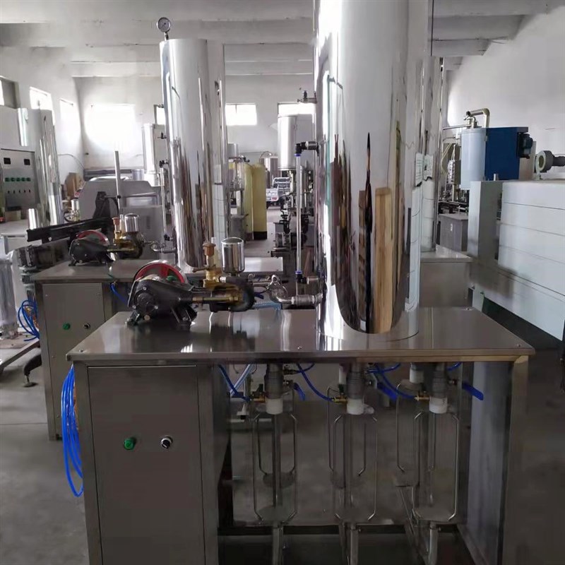 小型成套果味e碳酸饮料生产设备老汽水果汁低度苏打酒混合灌装机