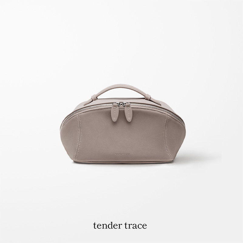 tendertrace棒球包化妆包女高级感轻奢大容量便携式通勤收纳包图片