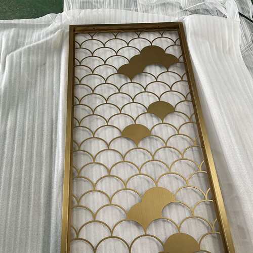 新中式镂空雕花隔断客厅入户正对门玄关装饰不锈钢花格屏风