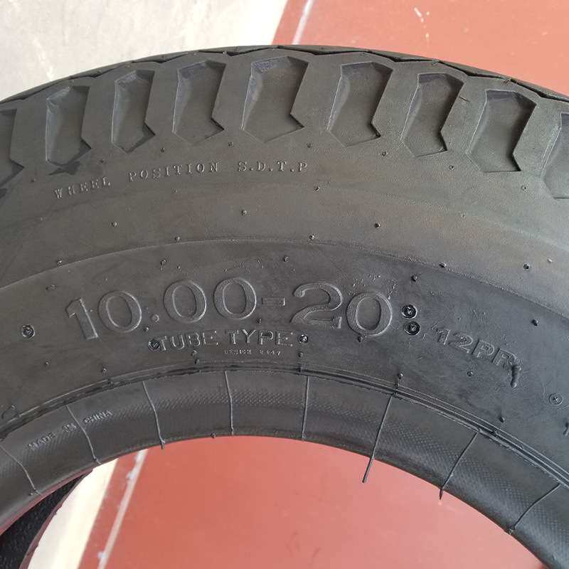 1000-20汽车货车轻卡运输卡车尼龙成套工程机械耐磨轮胎
