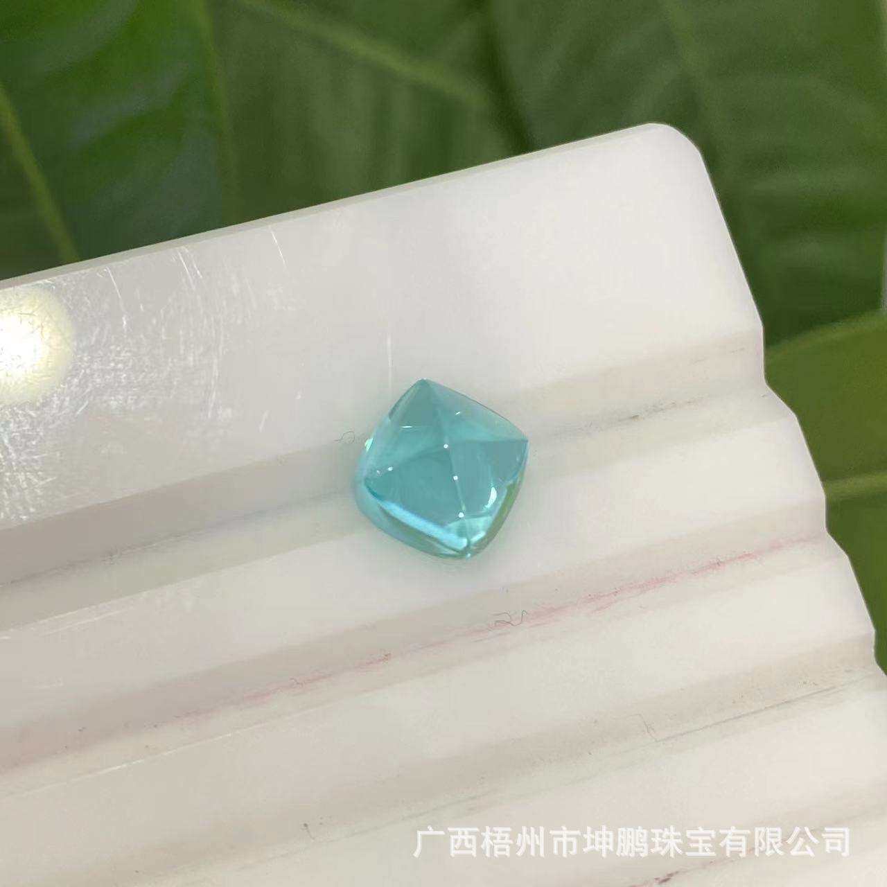 源头厂家帕拉伊巴碧玺实验室培育蓝宝石糖塔蓝绿色裸石戒面SS级别