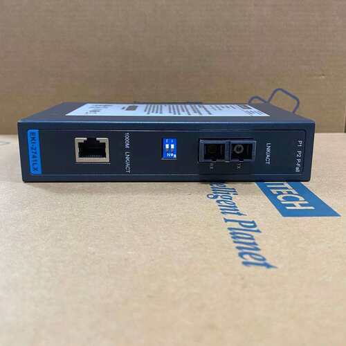 研华EKI-2741LX-BE工业级千兆以太网光电转换器支持RJ-45连接器