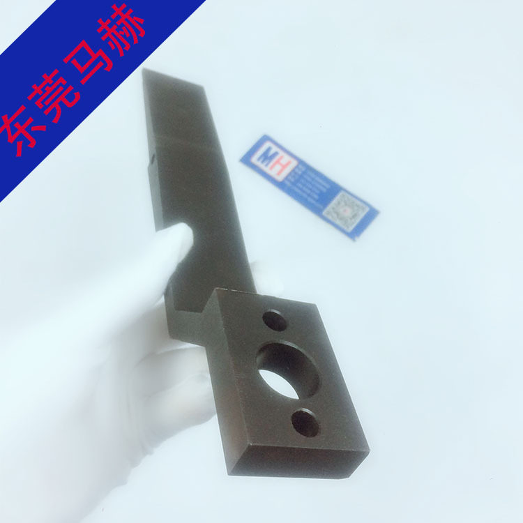 亚威50吨数控冲床夹钳上钳体