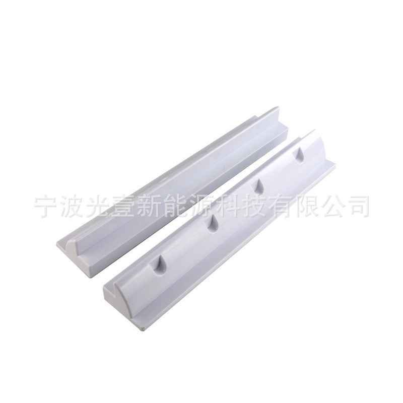 太阳能发电房车游艇面包q车商务旅行车改装用电300W太阳能发电系