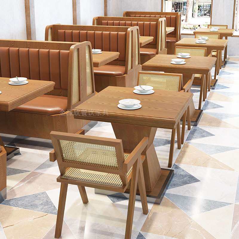 东南亚风饭店实木编藤靠墙卡座沙发 主题咖啡厅火锅店餐桌椅组合