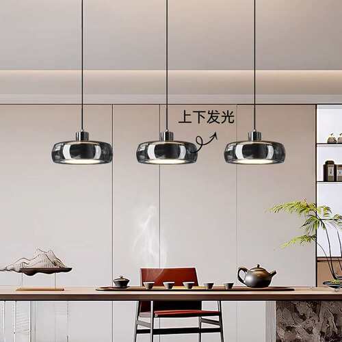 餐厅吊灯现代简约餐桌灯意式轻奢感玻璃三头吧台饭厅中山led灯具