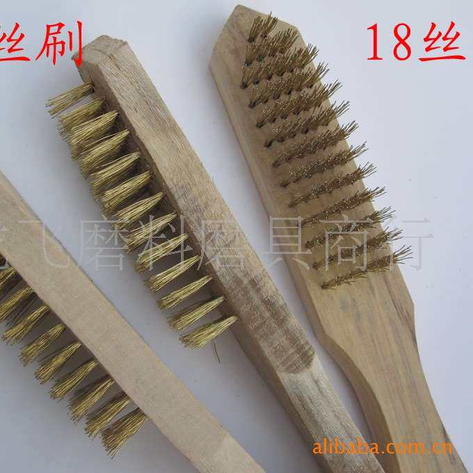 木柄钢丝刷子清洁刷打磨除锈铜丝刷手动工具刷除锈工具工业级除锈