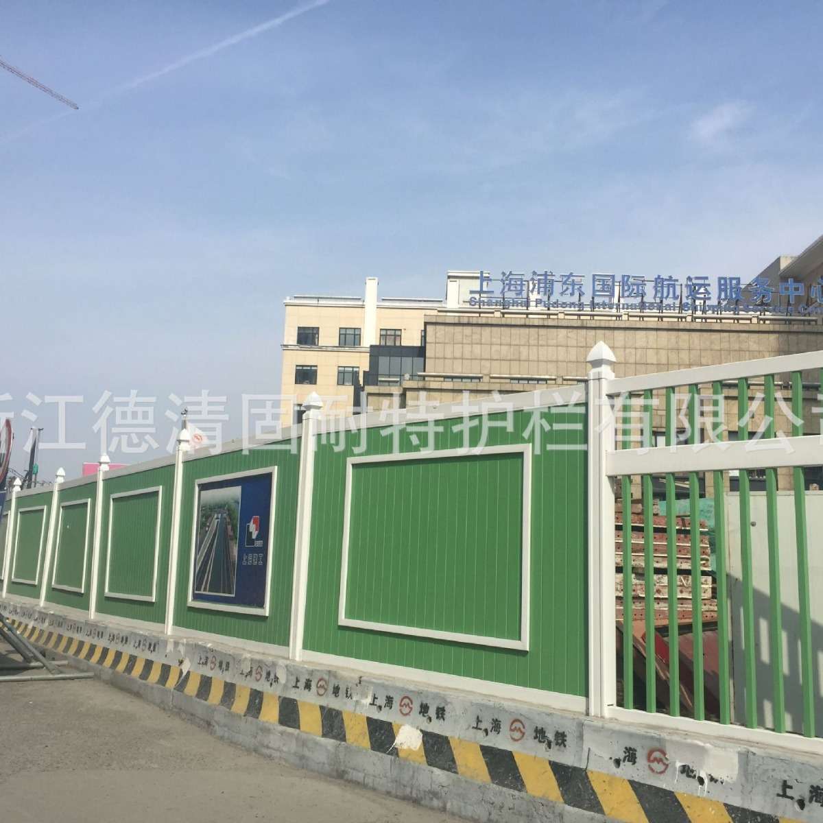 马场护栏马场围栏施工围挡PVC护栏美式护栏跑马场围栏