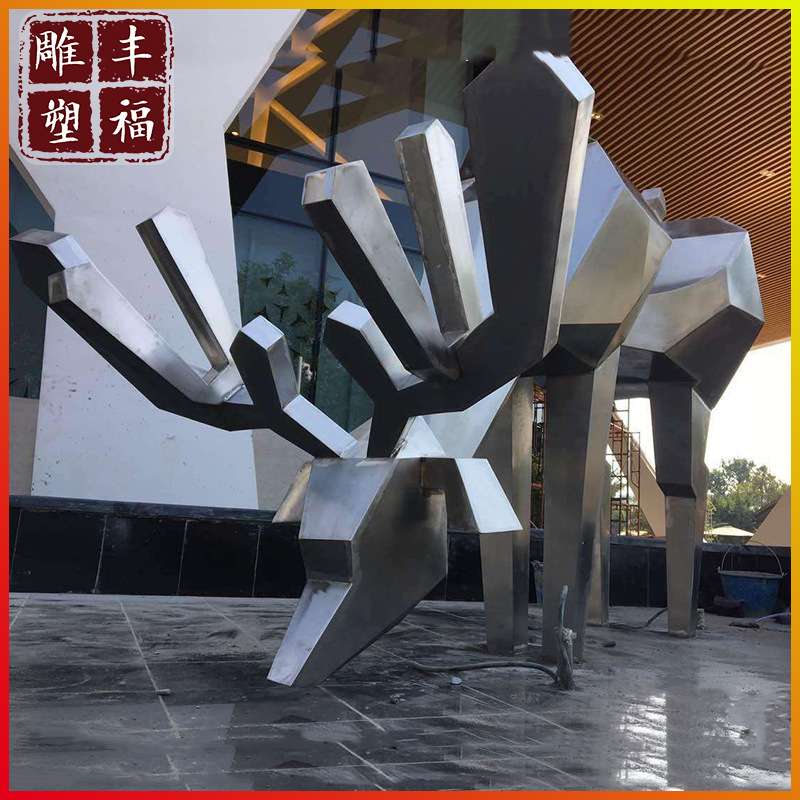 现货抽象动物造型不锈钢鹿雕塑 公园绿地景观几何鹿不锈钢雕塑